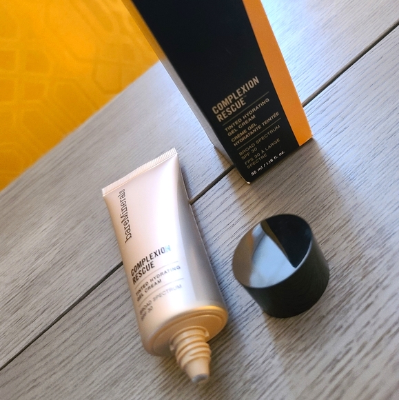 BareMinerals Complexion Rescue Cashew 3.5
